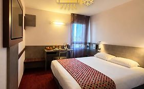 Brit Hotel Les Evens